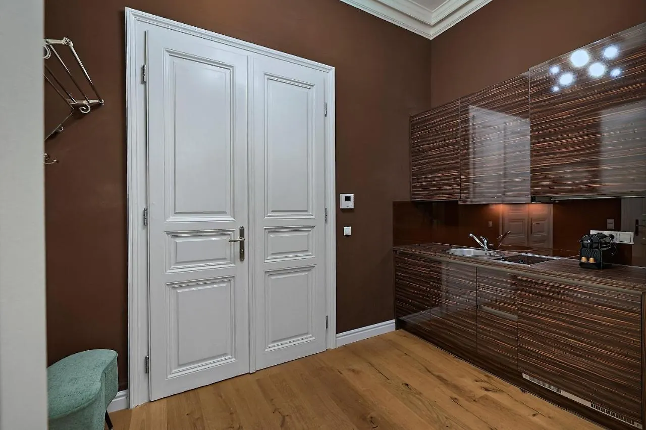 Garnisongasse - Luxurious Apartment Close To The City Centre Vienna Austria
