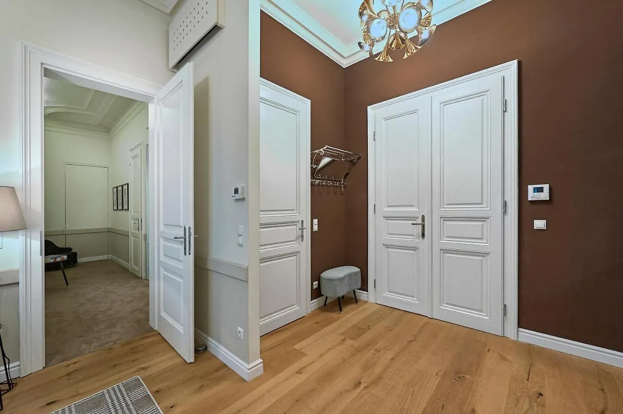 Garnisongasse - Luxurious Apartment Close To The City Centre Vienna