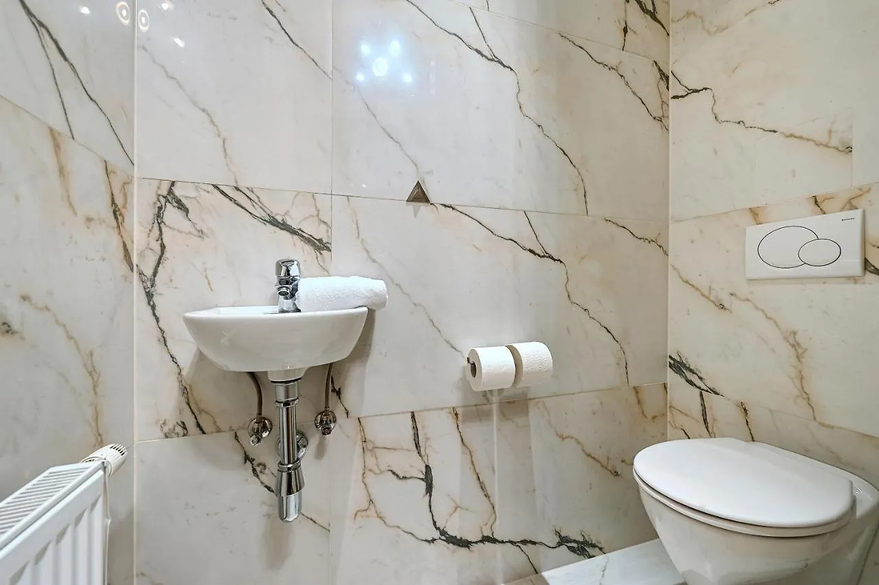 Garnisongasse - Luxurious Apartment Close To The City Centre Vienna
