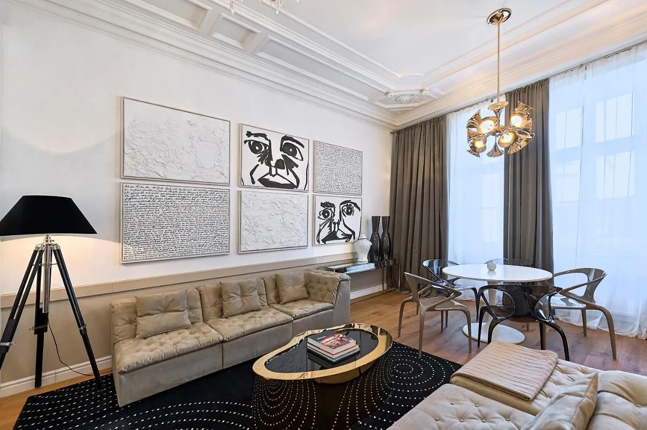 Garnisongasse - Luxurious Apartment Close To The City Centre Vienna
