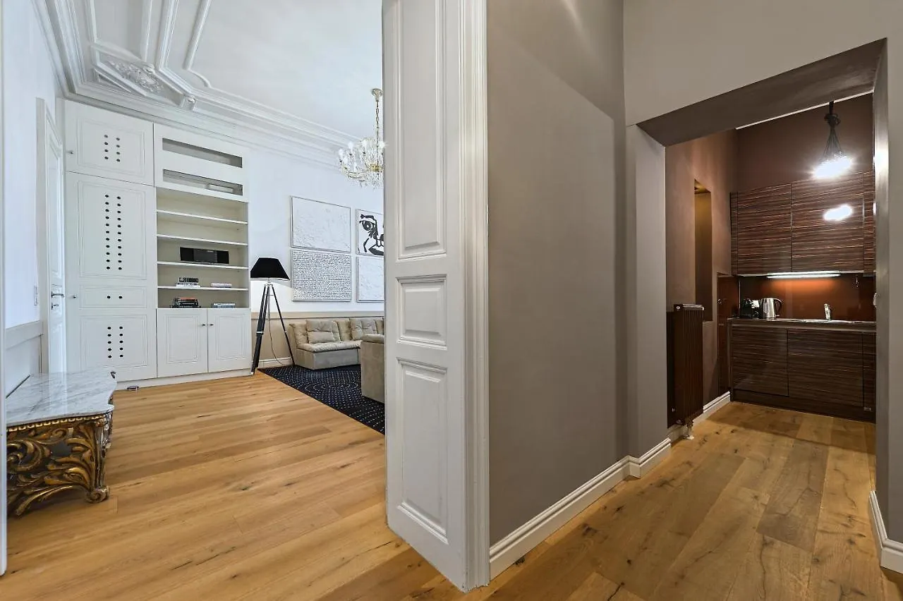 Garnisongasse - Luxurious Apartment Close To The City Centre Vienna