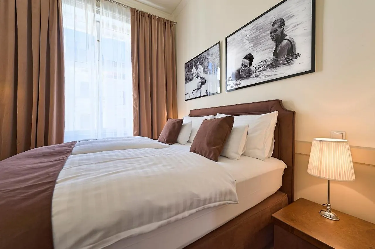 Garnisongasse - Luxurious Apartment Close To The City Centre Vienna Austria
