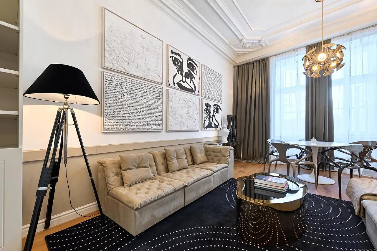Garnisongasse - Luxurious Apartment Close To The City Centre Vienna