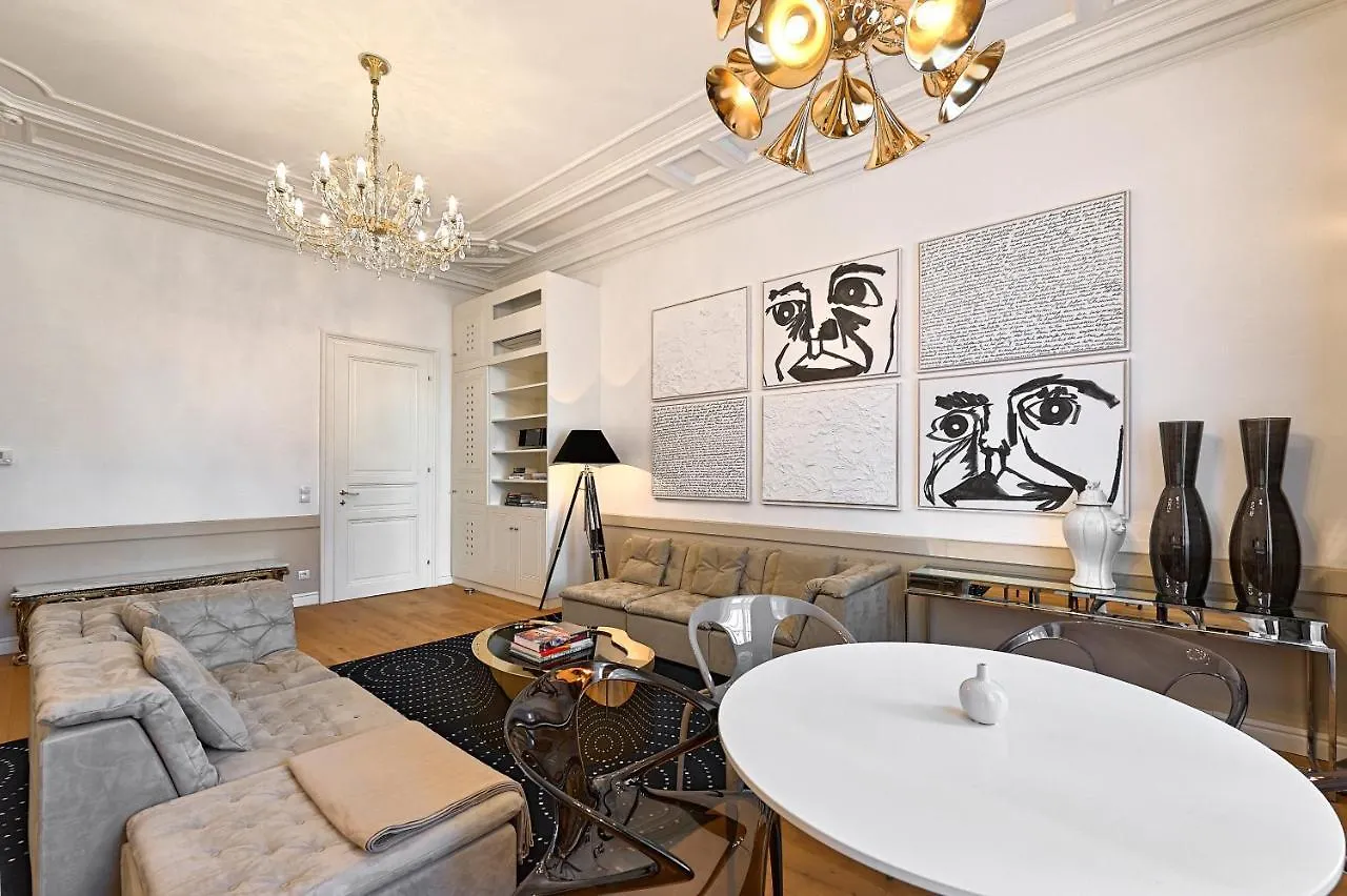 Garnisongasse - Luxurious Apartment Close To The City Centre Vienna 0*,  Austria