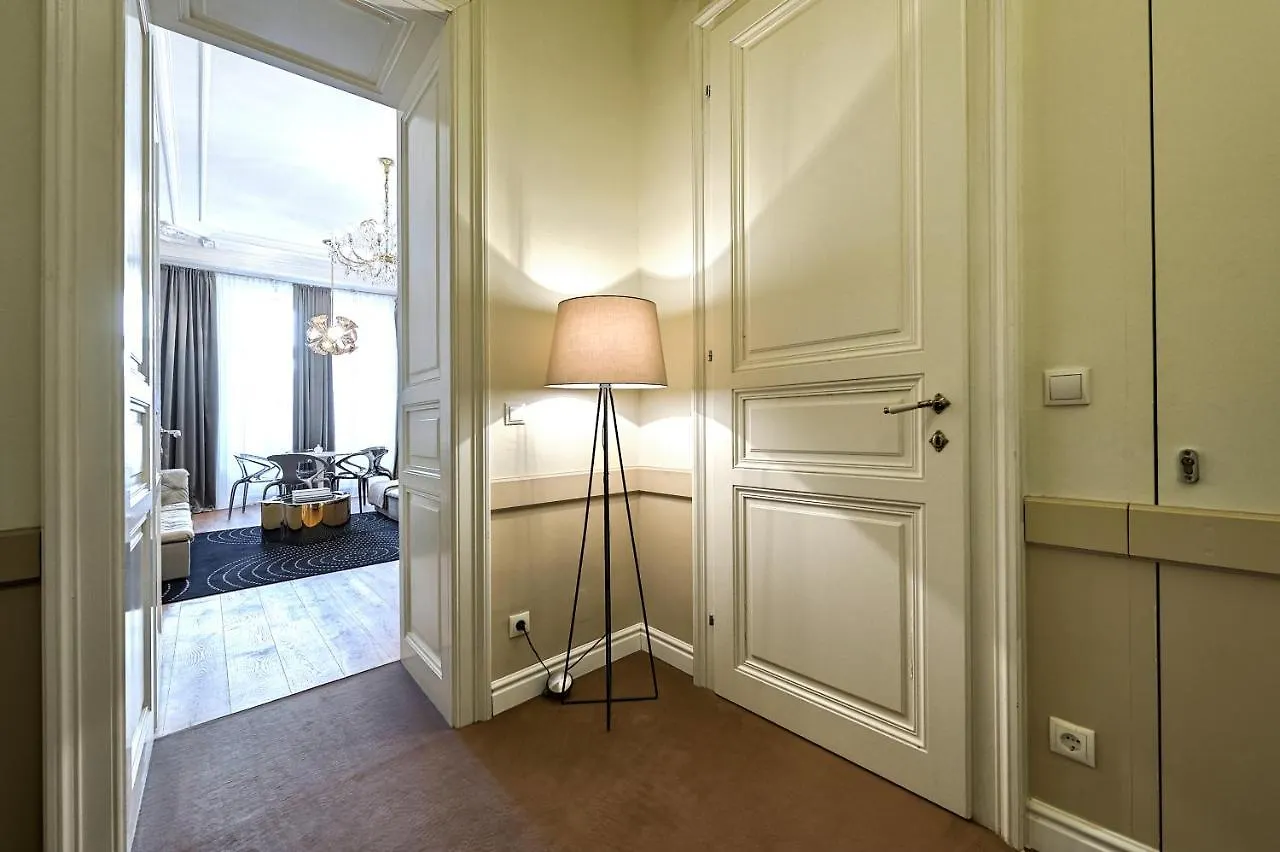 Garnisongasse - Luxurious Apartment Close To The City Centre Vienna