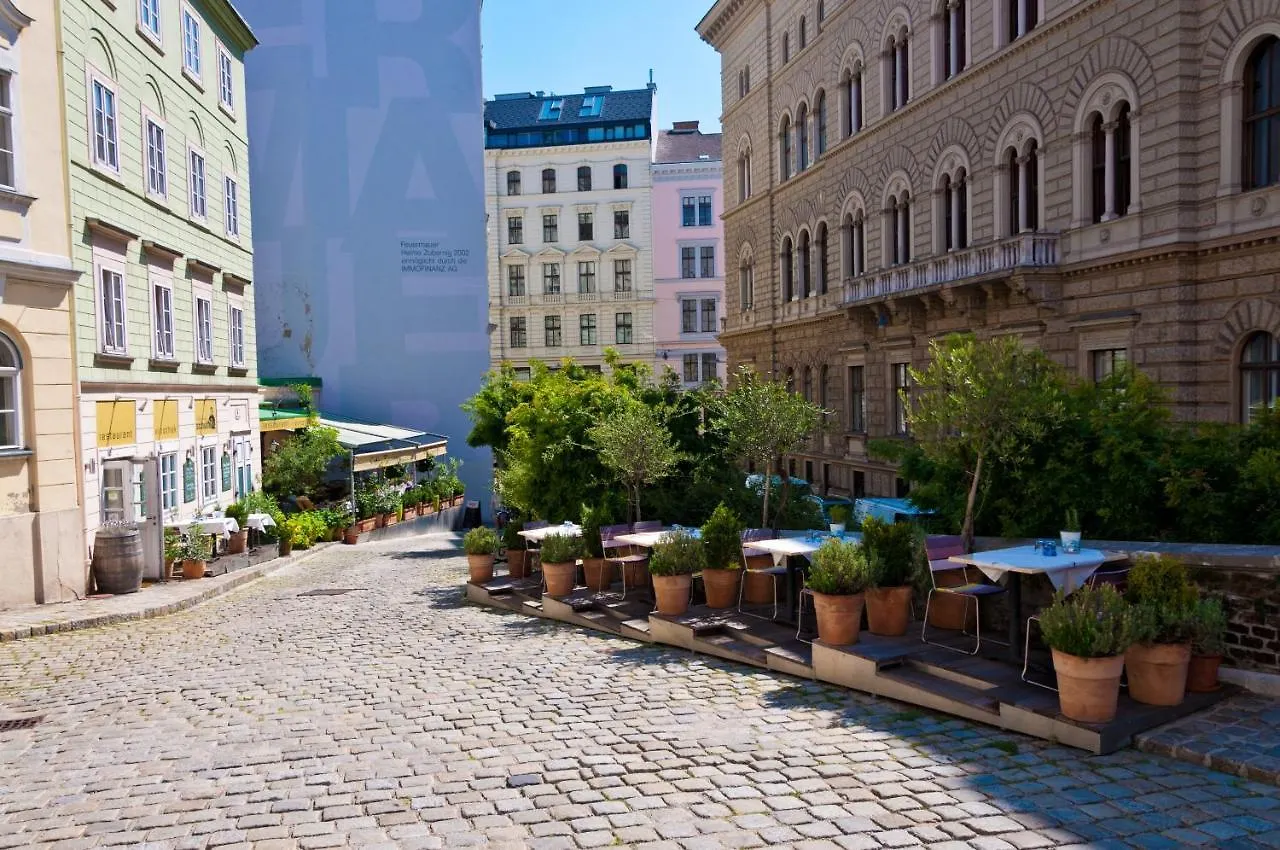 Garnisongasse - Luxurious Apartment Close To The City Centre Vienna 0*,