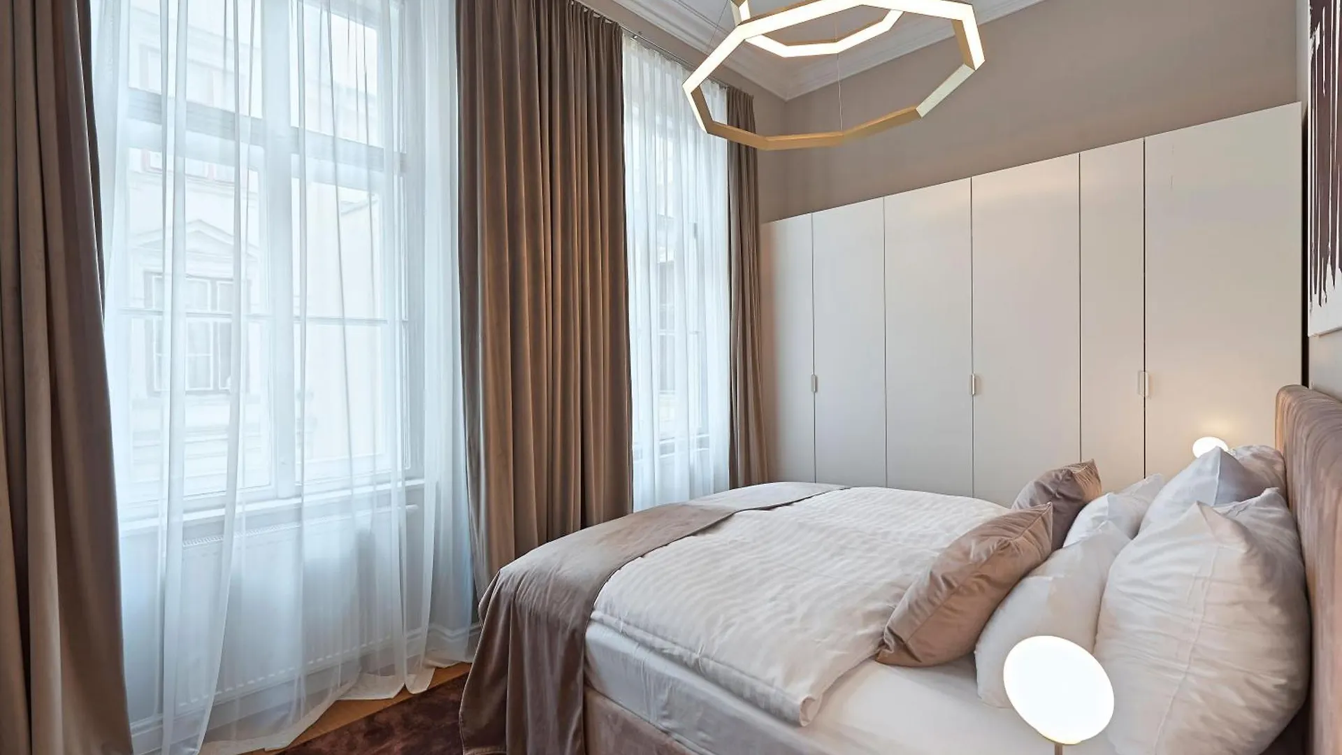 Garnisongasse - Luxurious Apartment Close To The City Centre Vienna Austria