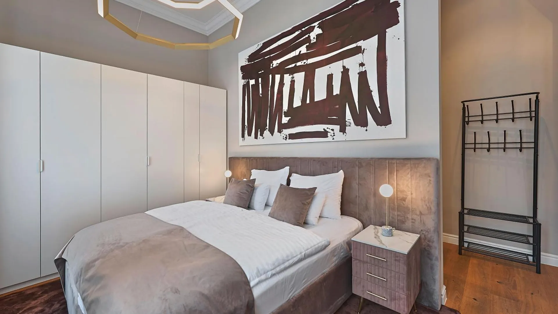 Garnisongasse - Luxurious Apartment Close To The City Centre Vienna