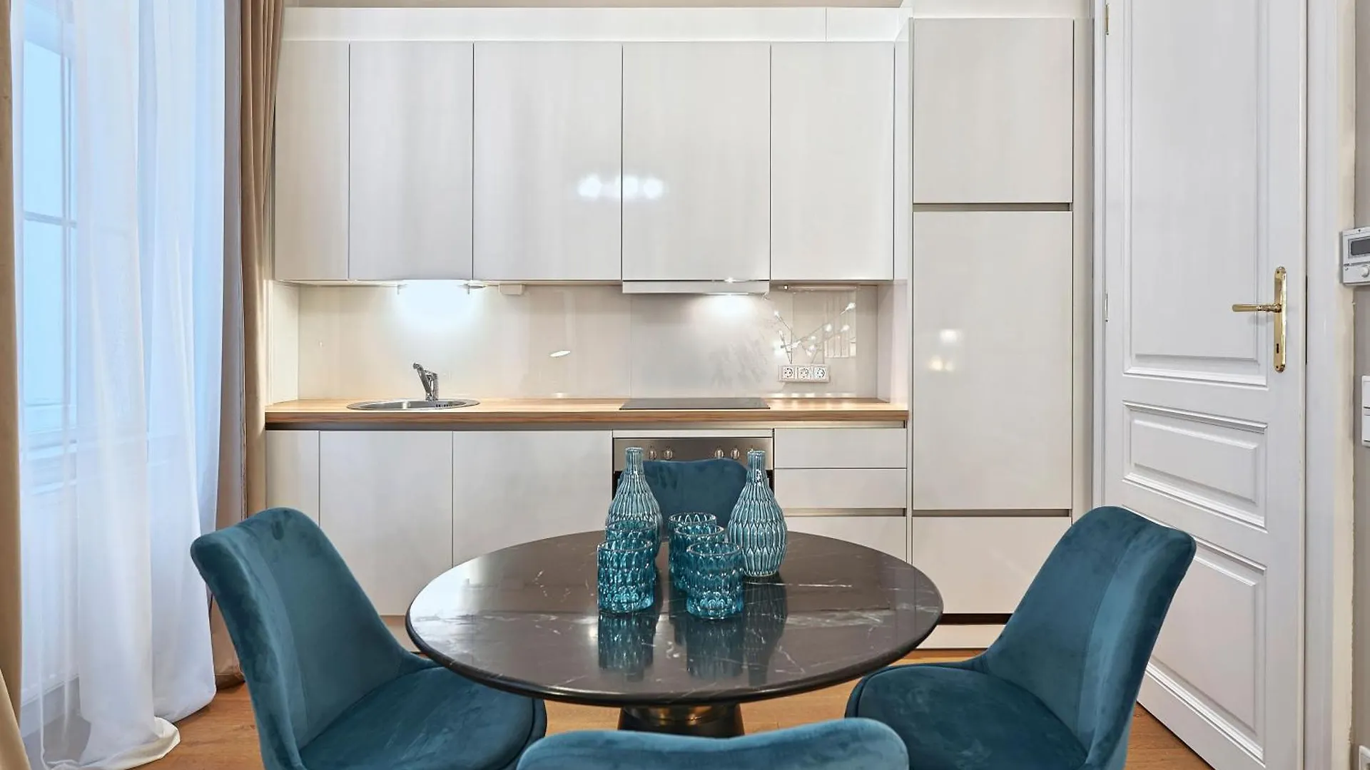Garnisongasse - Luxurious Apartment Close To The City Centre Vienna